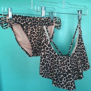 Leopard 2 piece bikini 👙